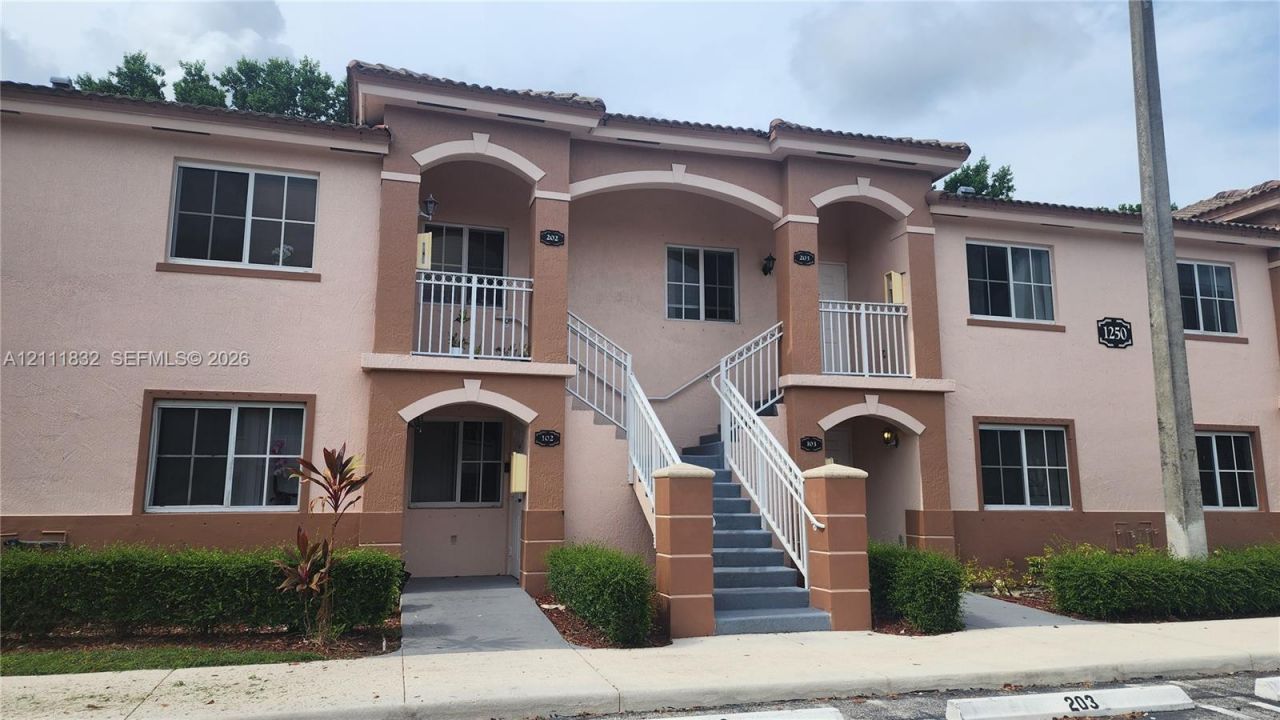1250 SE 28th Ct , Unit 102, Homestead, FL 33035 Photo