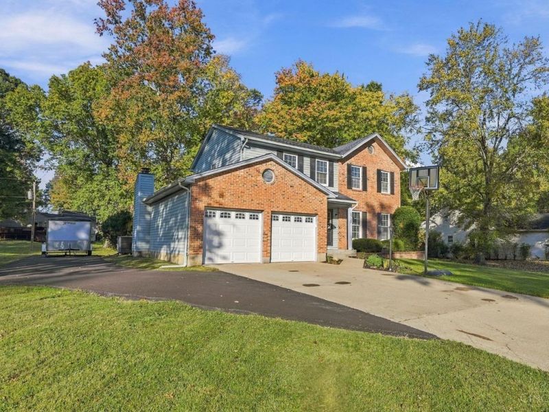 3739 Fallen Tree Way, Pierce Township, OH 45102 Photo 2