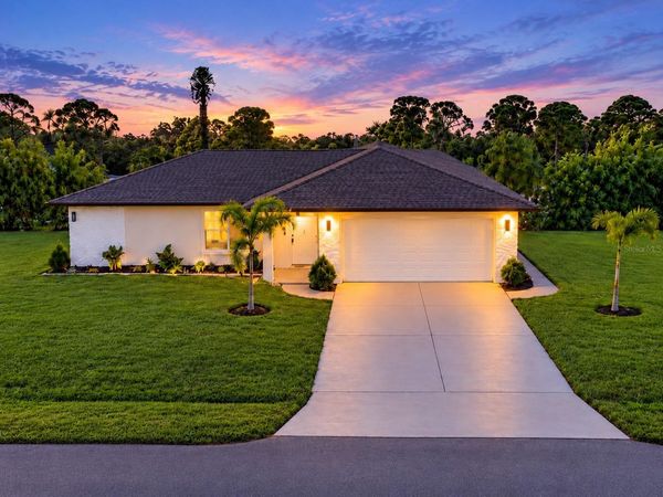 1461 ROYAL ROAD , VENICE, FL 34293