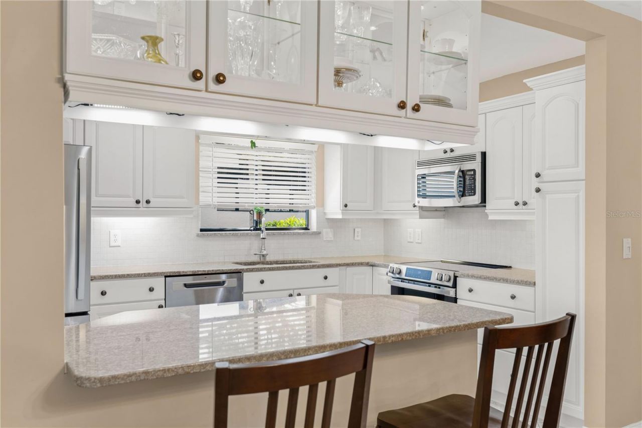 3111 Heatherwood Lane , Sarasota, FL 34235 Photo