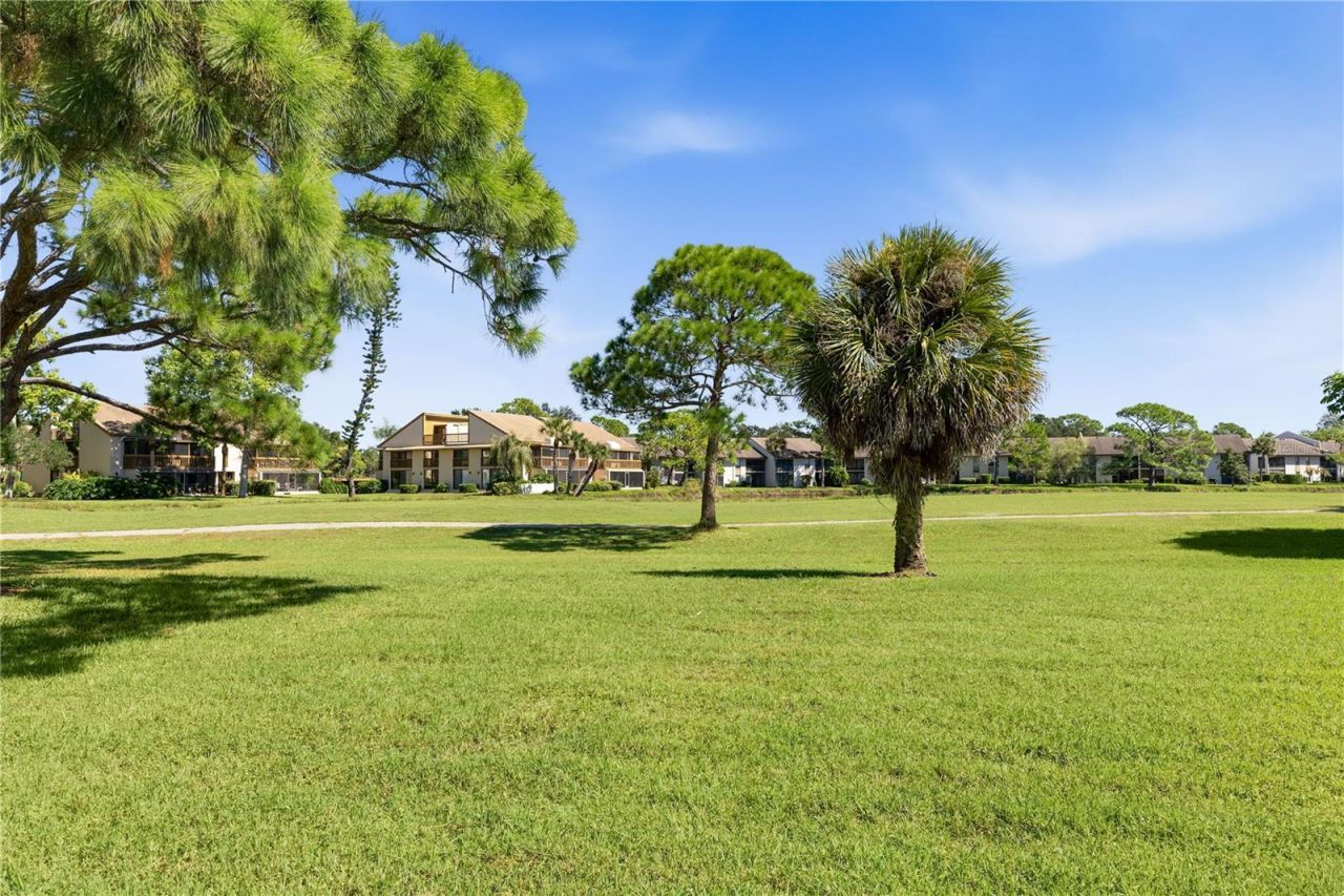 3111 Heatherwood Lane , Sarasota, FL 34235 Photo