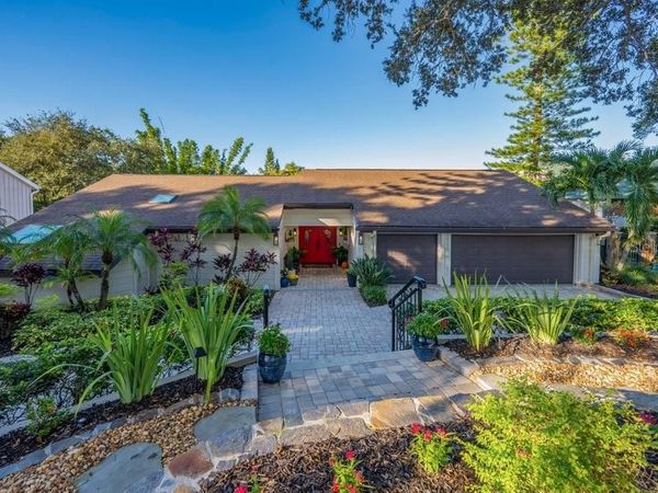 1184 WEYBRIDGE LANE, DUNEDIN, FL 34698