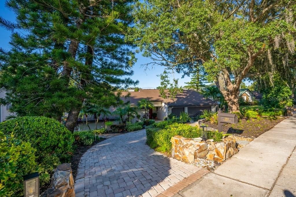 1184 Weybridge Lane, Dunedin, FL 34698 Photo