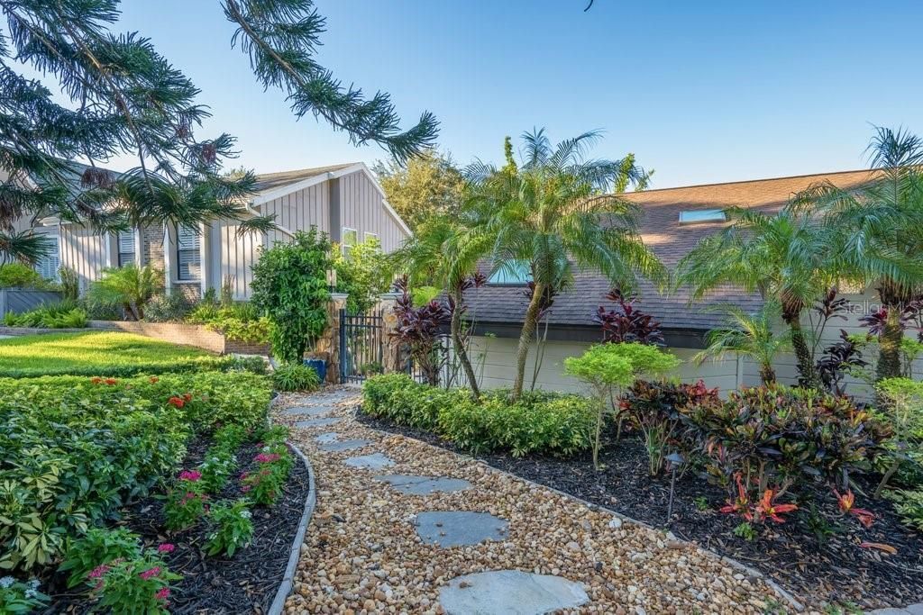 1184 Weybridge Lane, Dunedin, FL 34698 Photo