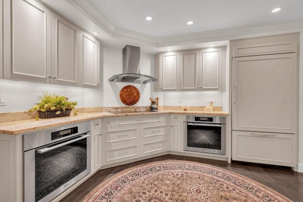 1184 Weybridge Lane, Dunedin, FL 34698 Photo