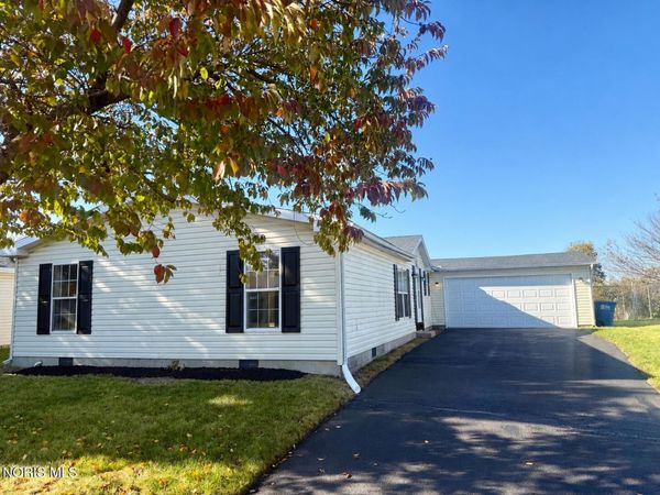 4604 Blue Rock Court , Toledo, OH 43615
