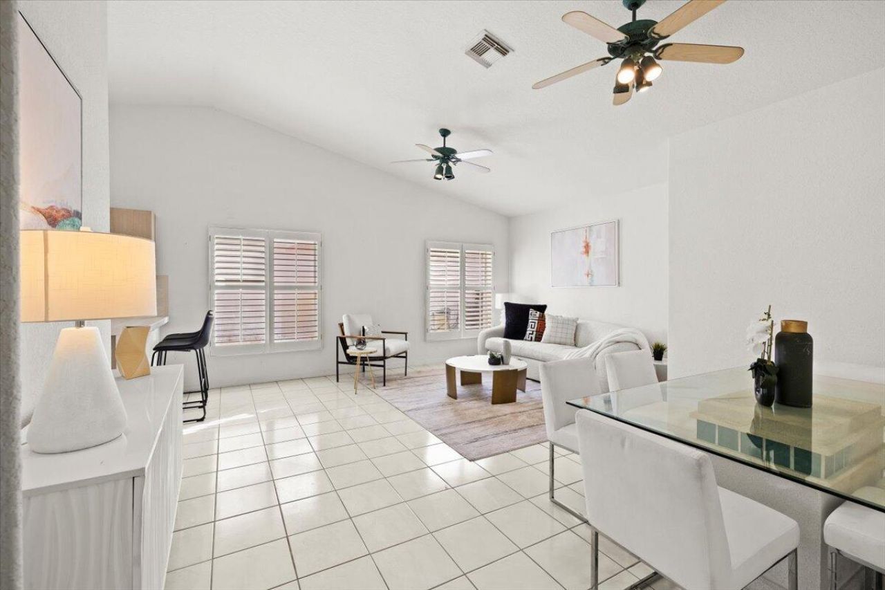 363 SW 161st Avenue, Pembroke Pines, FL 33027 Photo
