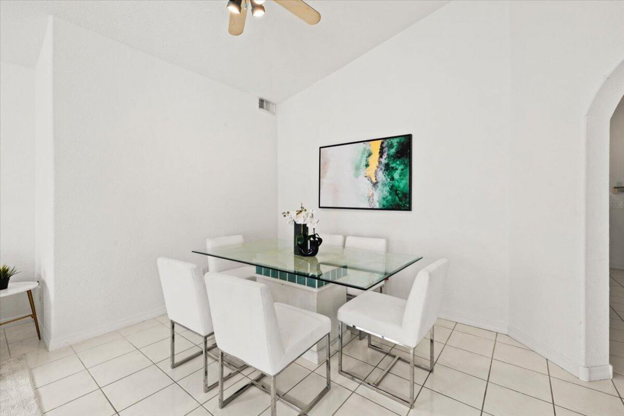 363 SW 161st Avenue, Pembroke Pines, FL 33027 Photo