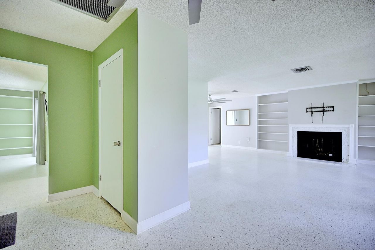 1040 Lake Lotela Drive, Avon Park, FL 33825 Photo
