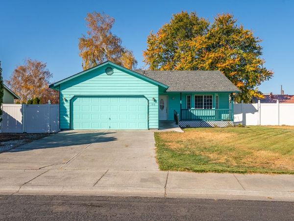 1512 S James Avenue , Moses Lake, WA 98837