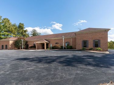 5874 N LEE HWY, FAIRFIELD, VA 24435