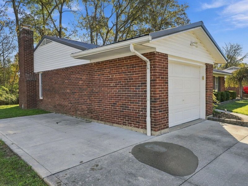 648 Liberty Lane, Westerville, OH 43081 Photo 4