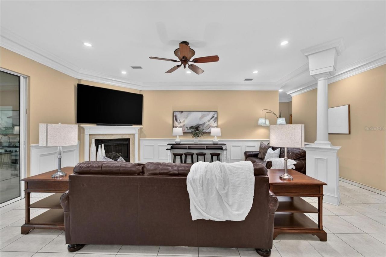 1009 Emerald Creek Drive , Valrico, FL 33596 Photo