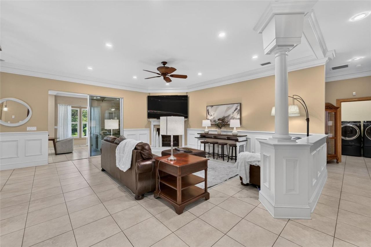 1009 Emerald Creek Drive , Valrico, FL 33596 Photo