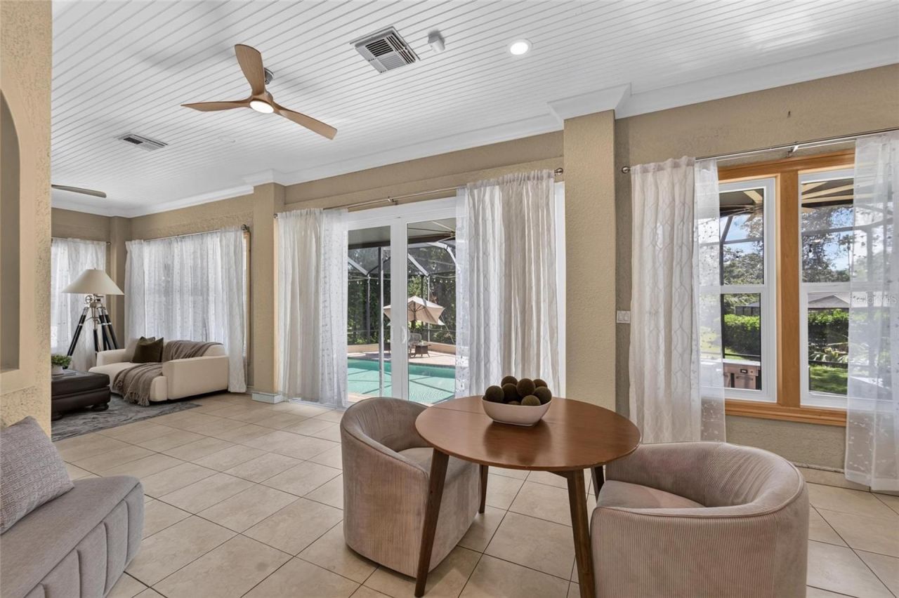 1009 Emerald Creek Drive , Valrico, FL 33596 Photo
