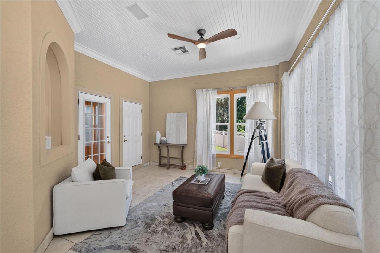 1009 Emerald Creek Drive , Valrico, FL 33596 Photo