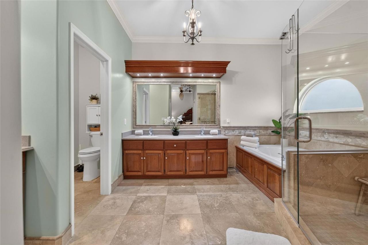 1009 Emerald Creek Drive , Valrico, FL 33596 Photo