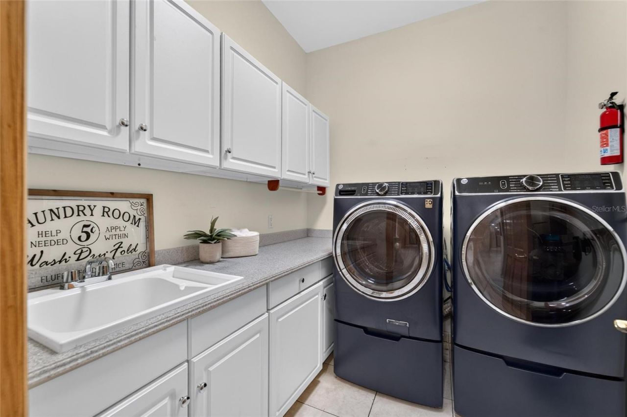 1009 Emerald Creek Drive , Valrico, FL 33596 Photo