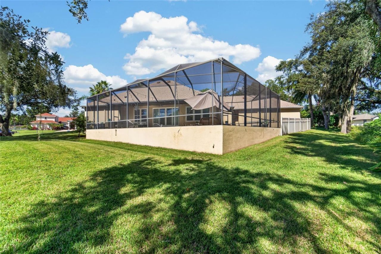 1009 Emerald Creek Drive , Valrico, FL 33596 Photo