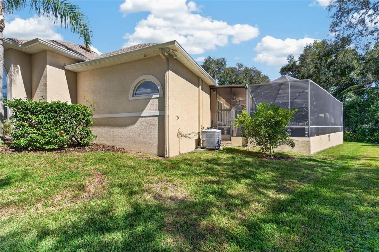 1009 Emerald Creek Drive , Valrico, FL 33596 Photo