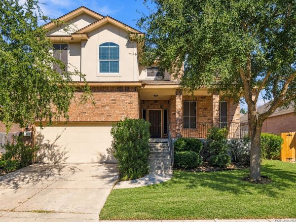 210 RALEIGH DR, Cibolo, TX 78108