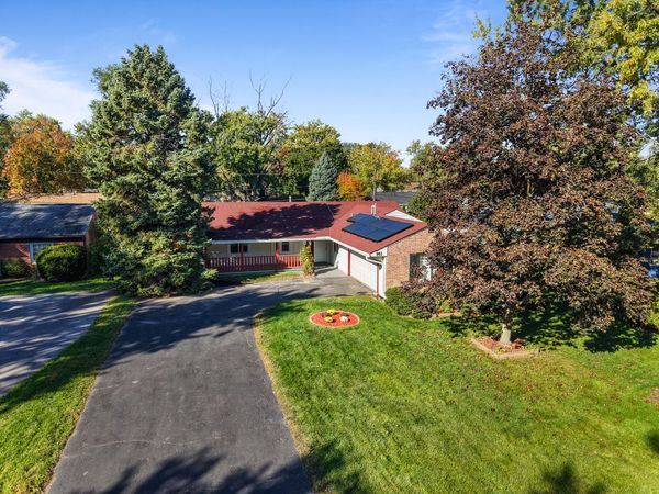 141 Lawton Lane, Bolingbrook, IL 60440