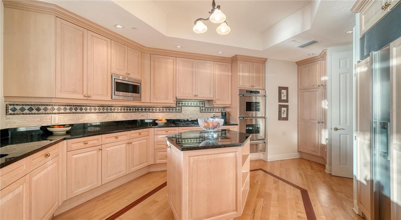 1300 Benjamin Franklin Drive, Unit 1003, Sarasota, FL 34236 Photo