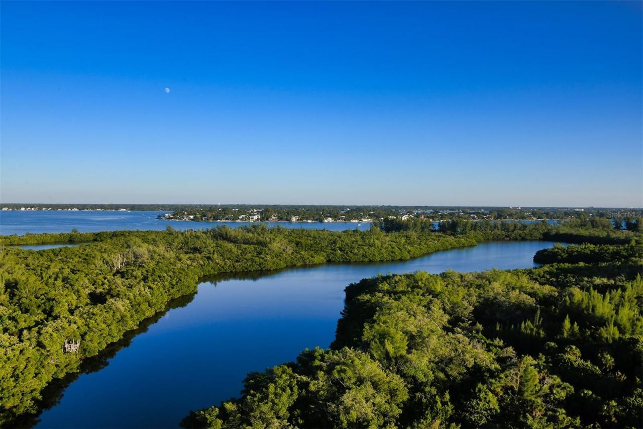 1300 Benjamin Franklin Drive, Unit 1003, Sarasota, FL 34236 Photo