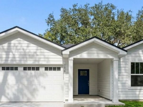 3439 BLAKE Avenue, Jacksonville, FL 32218