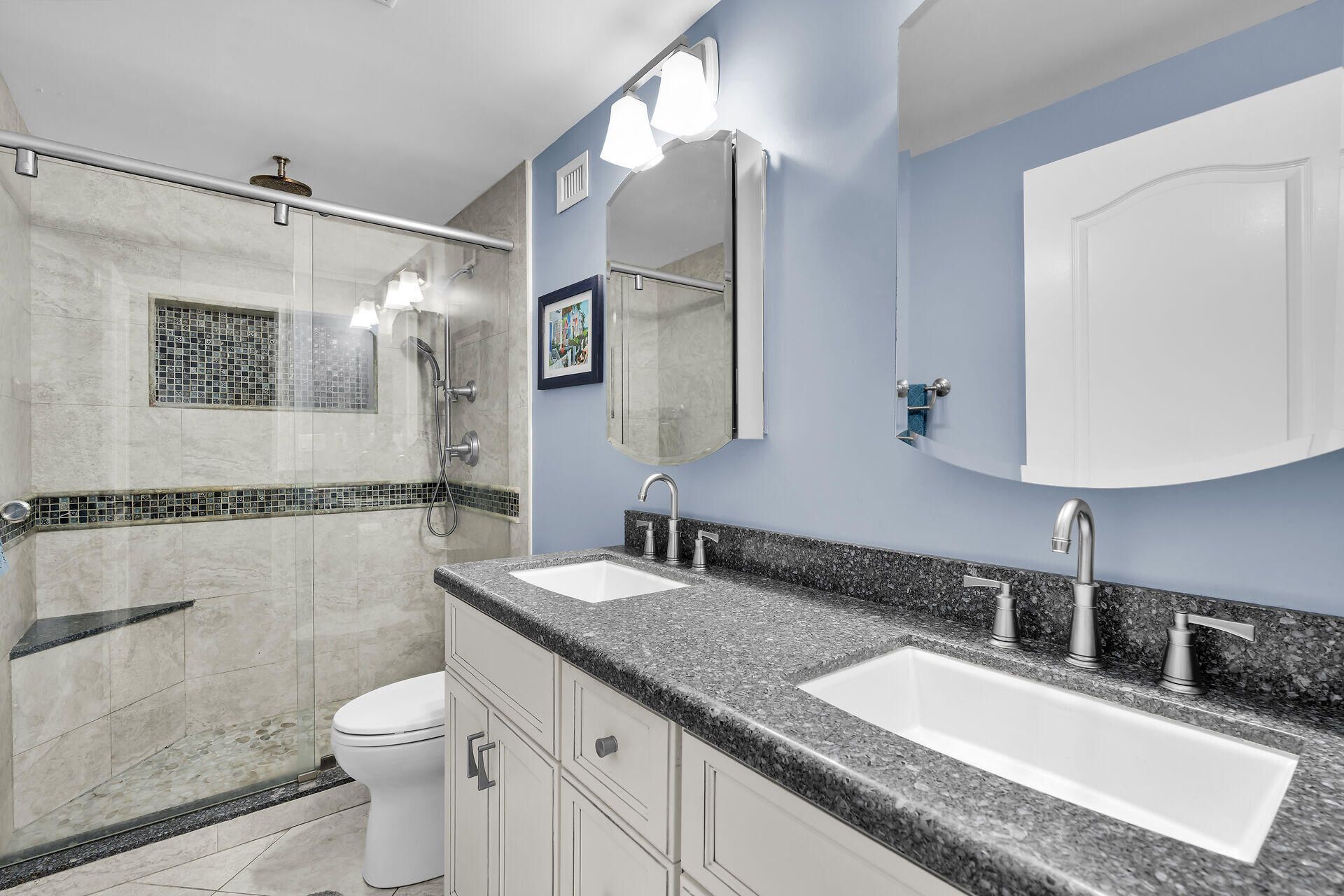 601 W Ocean Drive, Unit 302, Key Colony, FL 33051 Photo