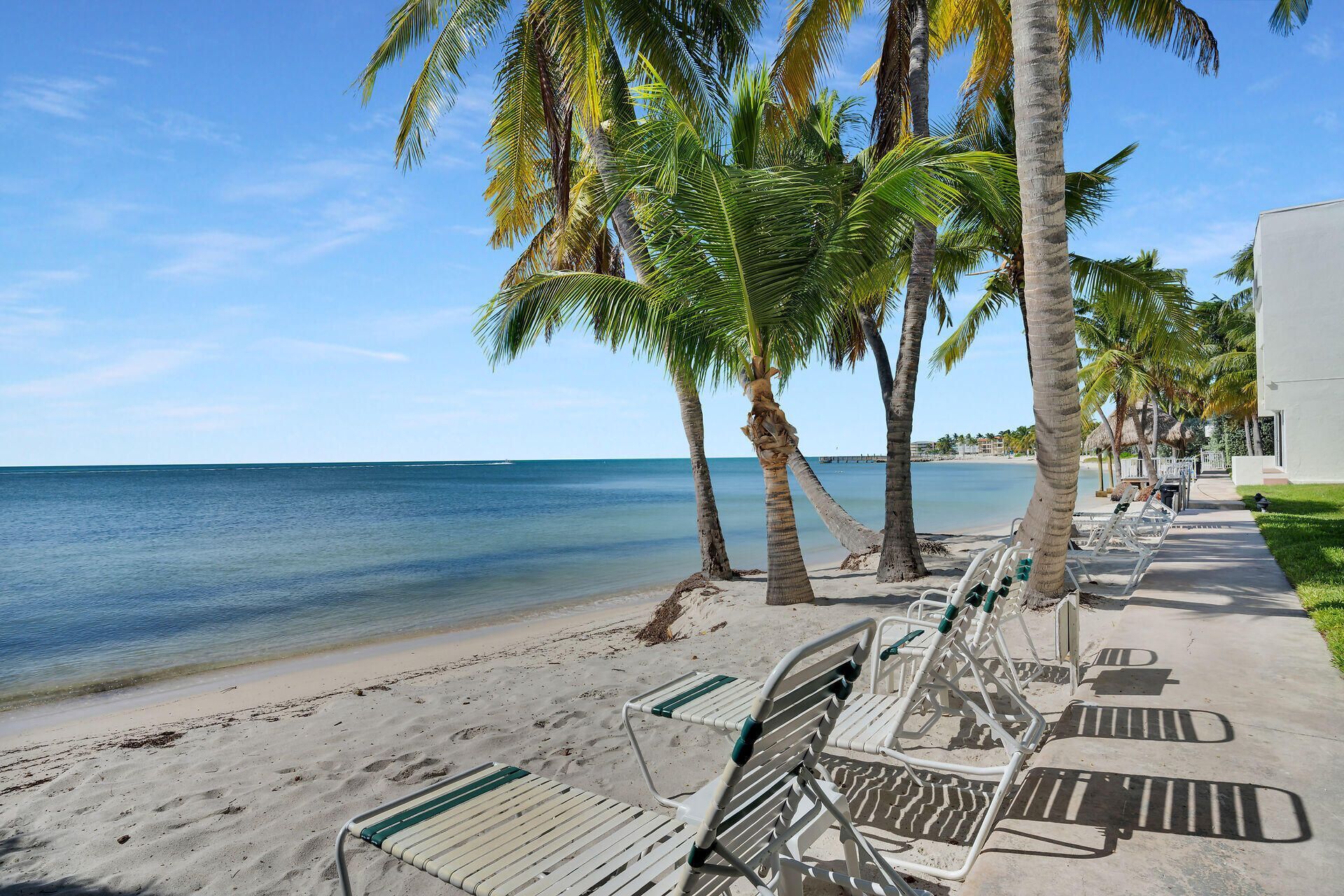 601 W Ocean Drive, Unit 302, Key Colony, FL 33051 Photo