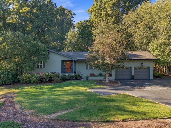 8439 Fair Oaks Road, Hixson, TN 37343