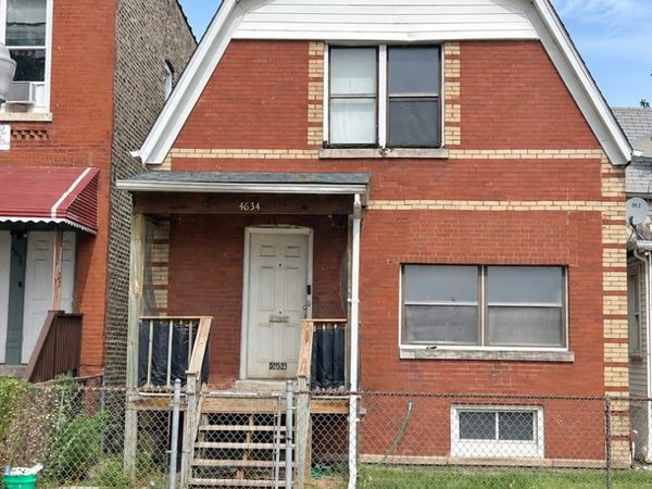 4634 W Ohio Street , Chicago, IL 60644