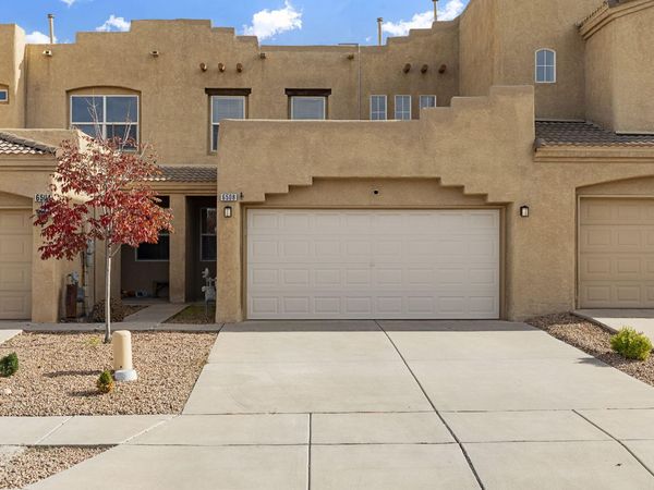 6508 Los Pueblos Place NW, Albuquerque, NM 87114