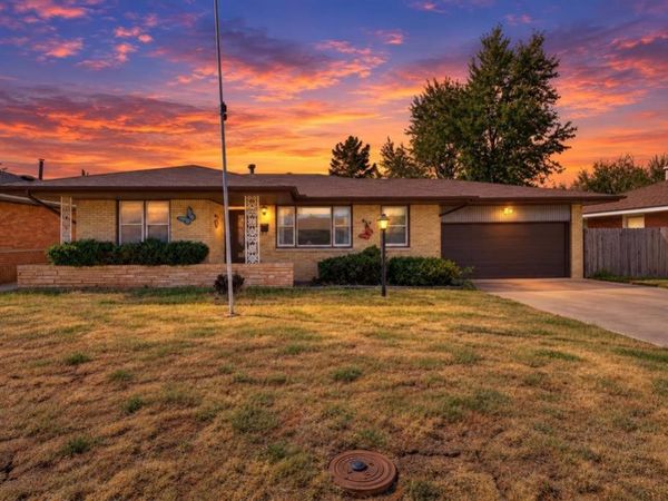 128 W Jarman Street, Midwest City, OK 73110