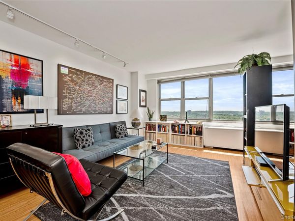 70-25 Yellowstone Boulevard , Unit 22P, Forest Hills, NY 11375