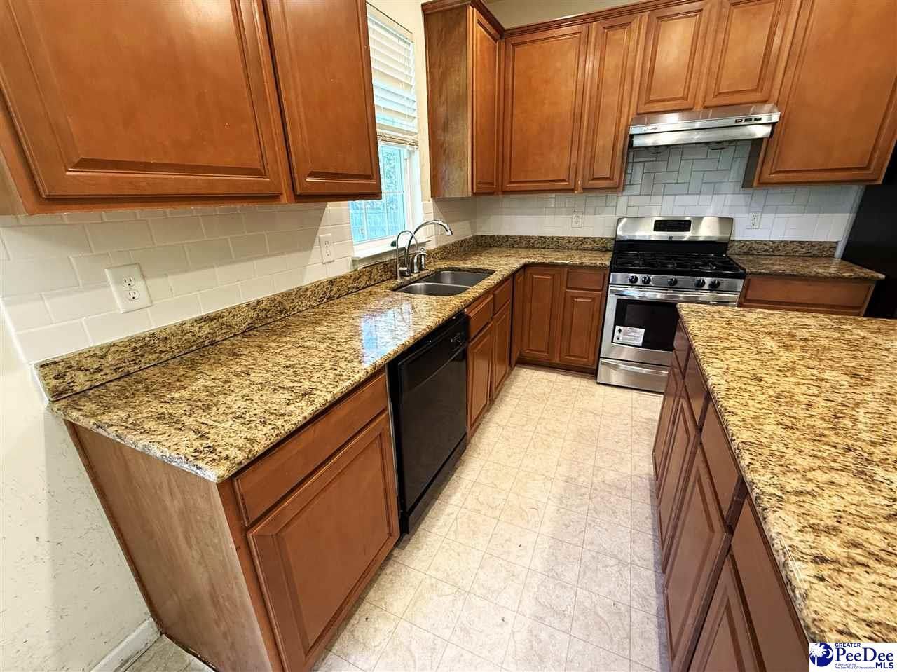 601 Rivers Street Photo 19