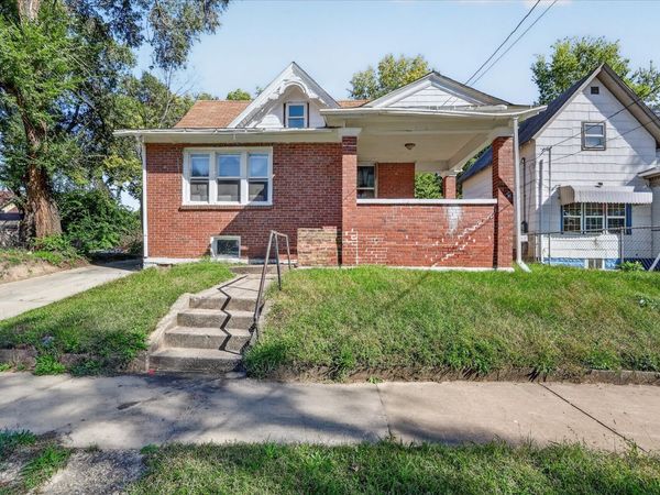 918 S 3rd Street , Rockford, IL 61104