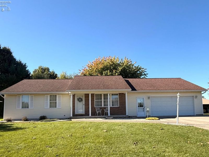 213 S Woodland Avenue, Clyde, OH 43410 Photo 2