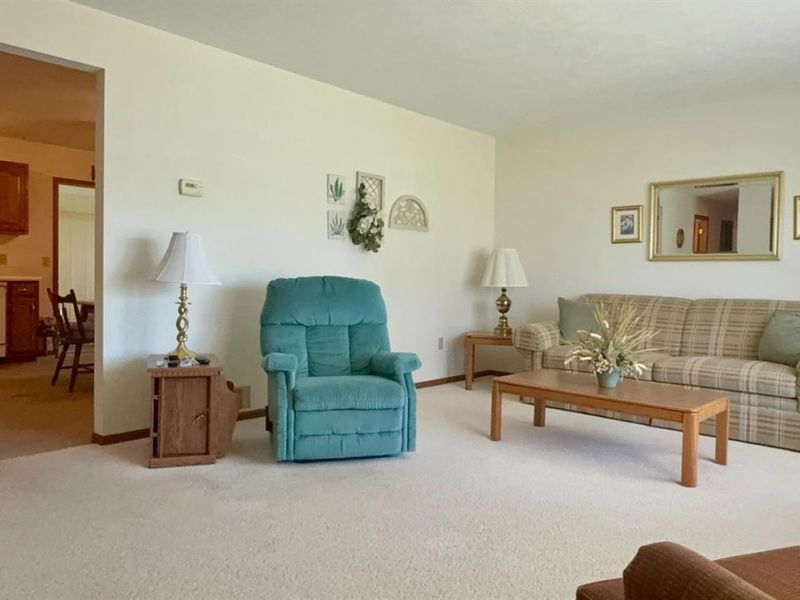 213 S Woodland Avenue, Clyde, OH 43410 Photo 8