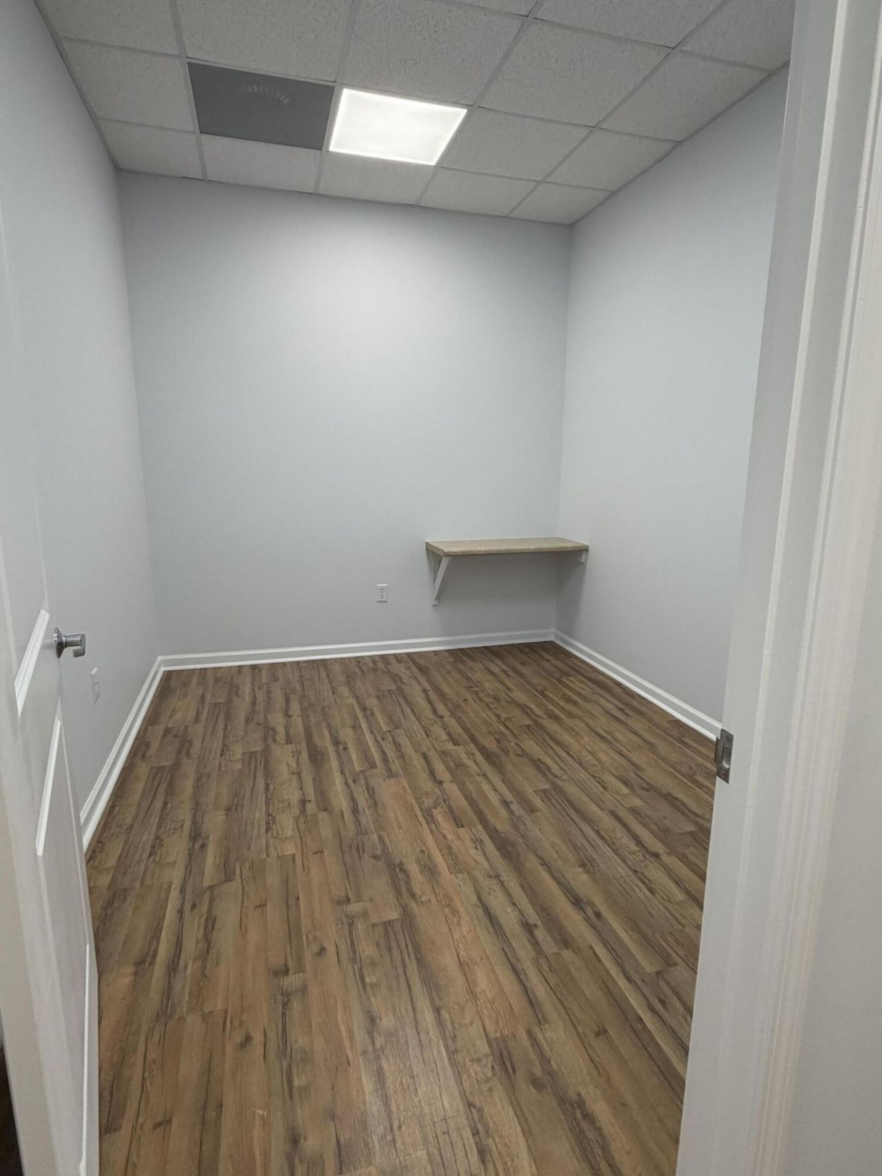 1153 Elm Street W  Photo 12
