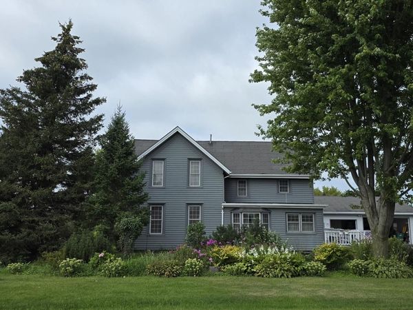 6896 Arthur ROAD, Hartford, WI 53027