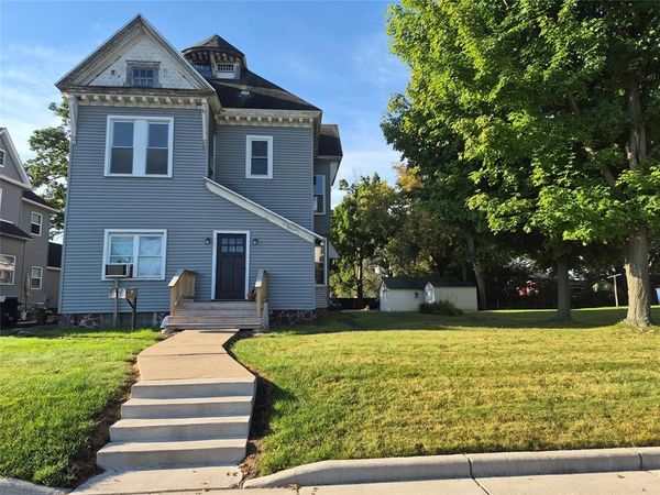730 E La Salle Avenue, Unit 3, Barron, WI 54812