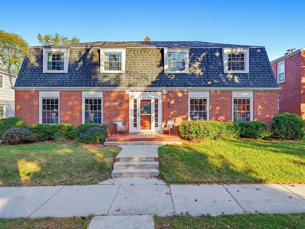 4436 N Frederick AVENUE, Unit 4438, Shorewood, WI 53211