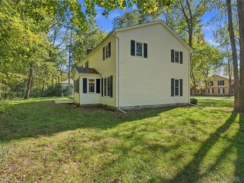 605 Brookwood Drive, Troy, OH 45373 Photo 59