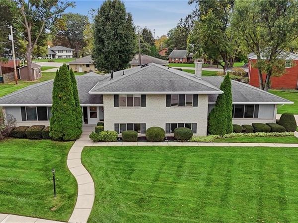 386 Silvertree Lane, Centerville, OH 45459