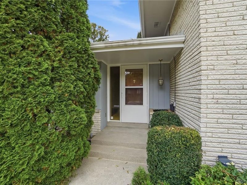 386 Silvertree Lane, Centerville, OH 45459 Photo 4