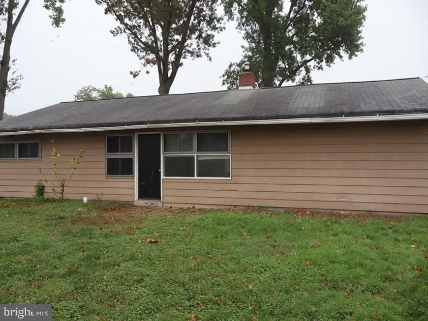 29 Tall Pine Lane , Levittown, PA 19054 Main Photo