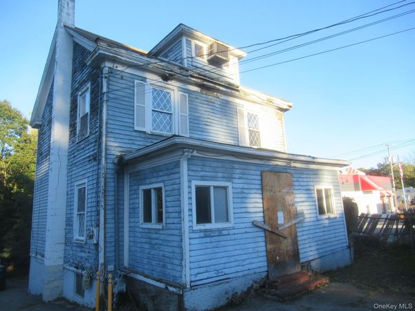 7 Streit Avenue , Poughkeepsie, NY 12603