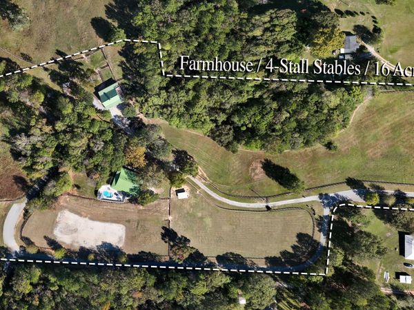 35 Saddleback Farms Drive, Newnan, GA 30263